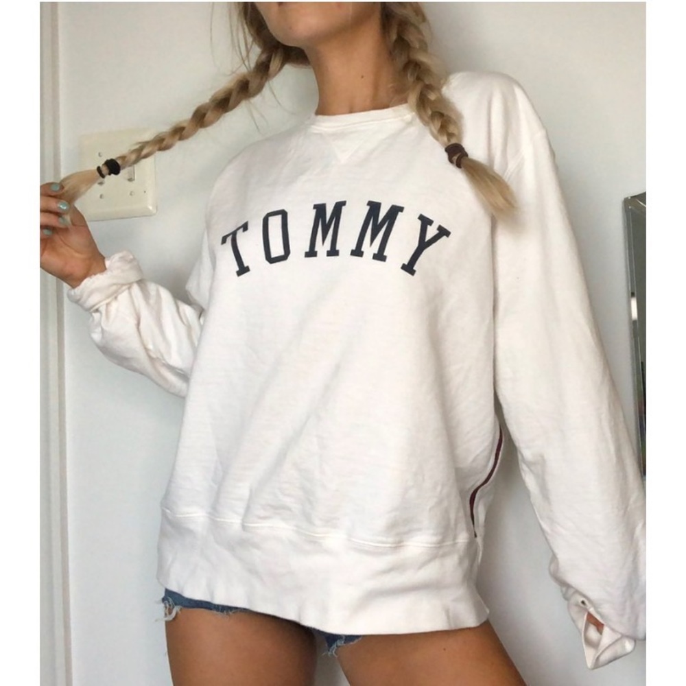 Vintage 90s Tommy Hilfiger Oversized Crewneck